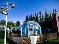 -乌兰湖畔草坪轻奢营地