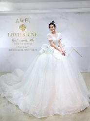 -LOVE SHINE婚纱·红鼎庄龙凤褂·妈妈装定制