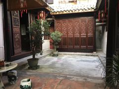 -载阳客栈