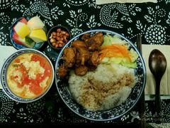 -蜗牛小馆醉乡民谣云南菜(惠新西里店)