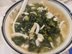 青咸菜目鱼汤面-老地方面馆(思南路店)
