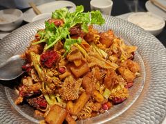 -辣尚瘾·烤鱼·新川菜(牡丹园直营店)