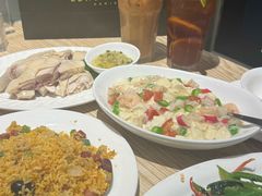 -滋味满屋美食坊(上海街店)