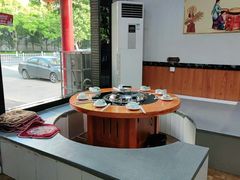 -那家东北铁锅炖鱼村(扶风十五年店)