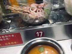 -百品聚旋转火锅(万德庄店)