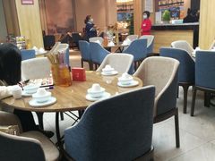 大堂-有红鸡毛店·川菜(建设路店)