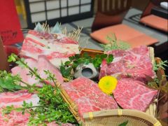 -山川小町·极番烧肉(新地假日广场店)