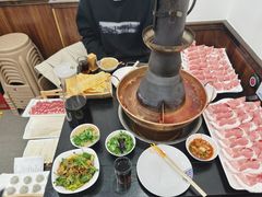 -楼外楼大刀肉传统火锅居(幸福街店)