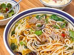 -云阿蛮云南生烫牛肉米线(奉贤路店)