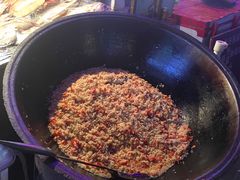 抓饭-新疆风味冷水鱼庄(友谊峰路店)