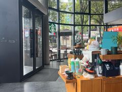-星巴克(武汉金色港湾店)