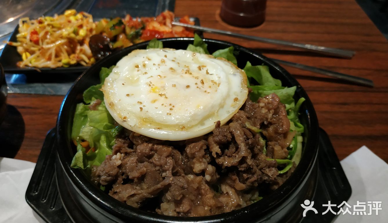 石锅饭还不错