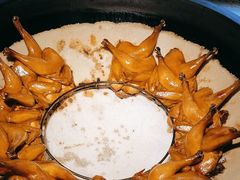-头上红煨盐鸡·非遗院子餐厅