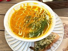 -Mark&Mars Restaurant