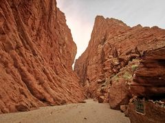 -天山神秘大峡谷