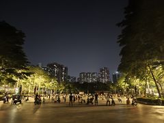 -英雄广场