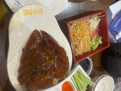 -满园烤鸭·春饼(太原街万达店)