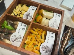 -椰子湾·海南火锅·糟粕醋·椰子鸡(正大广场店)