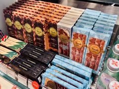 -VENCHI 闻绮(北京国贸商城店)