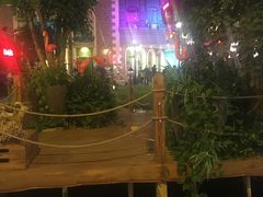 -凯德广场(学府店)