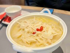鸡汁脆笋-桂满陇·手作小笼包&江南叫花鸡(中山公园店)