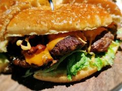 汉堡-华中科技大学百景园(三楼酒店)