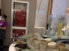 -三人行骨头王火锅(长寿店)