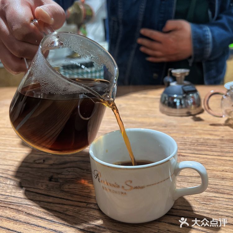 老城区居民楼老师傅咖啡店