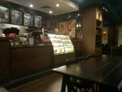 -星巴克臻选(上海中环广场2F店)