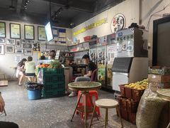 -花姨·老电影院果汁冰(88号店)