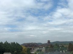 -铂逸梦秦酒店(横店梦幻谷店)
