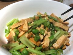 -费大厨辣椒炒肉(万家丽一店)