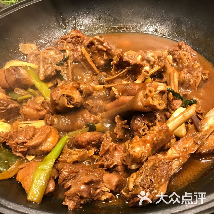 大嫂镬仔招牌火焰鹅