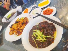 -桃园中华料理炸酱面(燕儿岛路店)