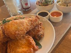 -ROAST coffee & eatery