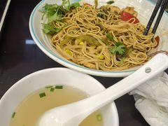 -鸿兴面馆馄饨小笼(稻香店)