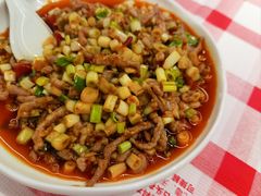 -洪霞餐馆·川菜·鲜货现炒(两江春城店)