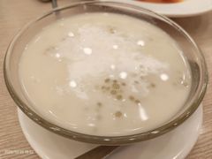 -佰搭果·广式茶餐厅(西华路店)