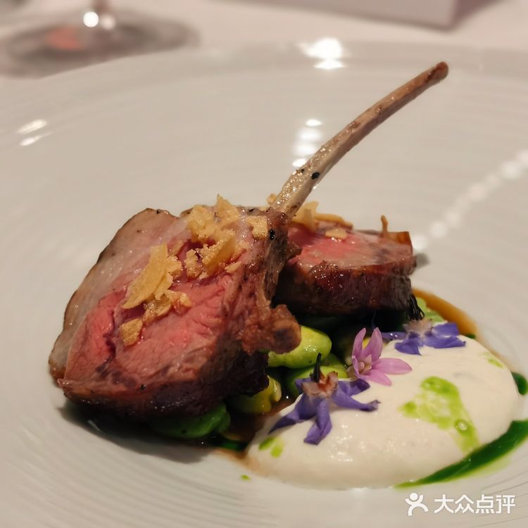 我还是愿意称偲厨为成都法餐综合第一！因为这两个人[得意]