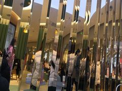 -奈雪的茶(亨特国际广场店)