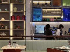 -港丽餐厅(高德置地店)