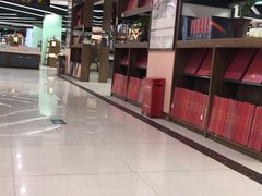 -新华书店(学府大道店)