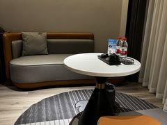 -朵兰达V酒店(长沙砂子塘地铁站店)