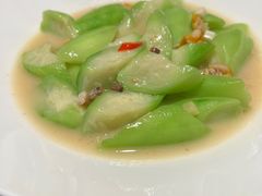 蛤蜊咸鱼煮丝瓜-解香楼(八盘岭路店)