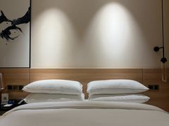 -上海浦东中心万枫酒店