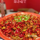 大口吃肉喝酒的快乐丨蒙天骄炭烤羊腿