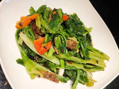 豆豉鲮鱼油麦菜-高第街56号港式餐厅·精选(世茂广场宽厚里大明湖店)