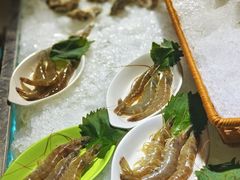 -腾阁自助餐厅(朝林广场店)