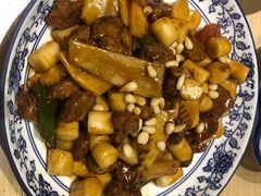 松子牛肉炒年糕-兔爸私家小厨(新北万达店)