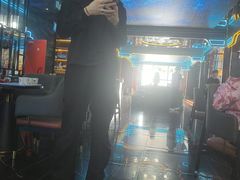-屋有岛沉浸游戏旗舰店(中山公园店)